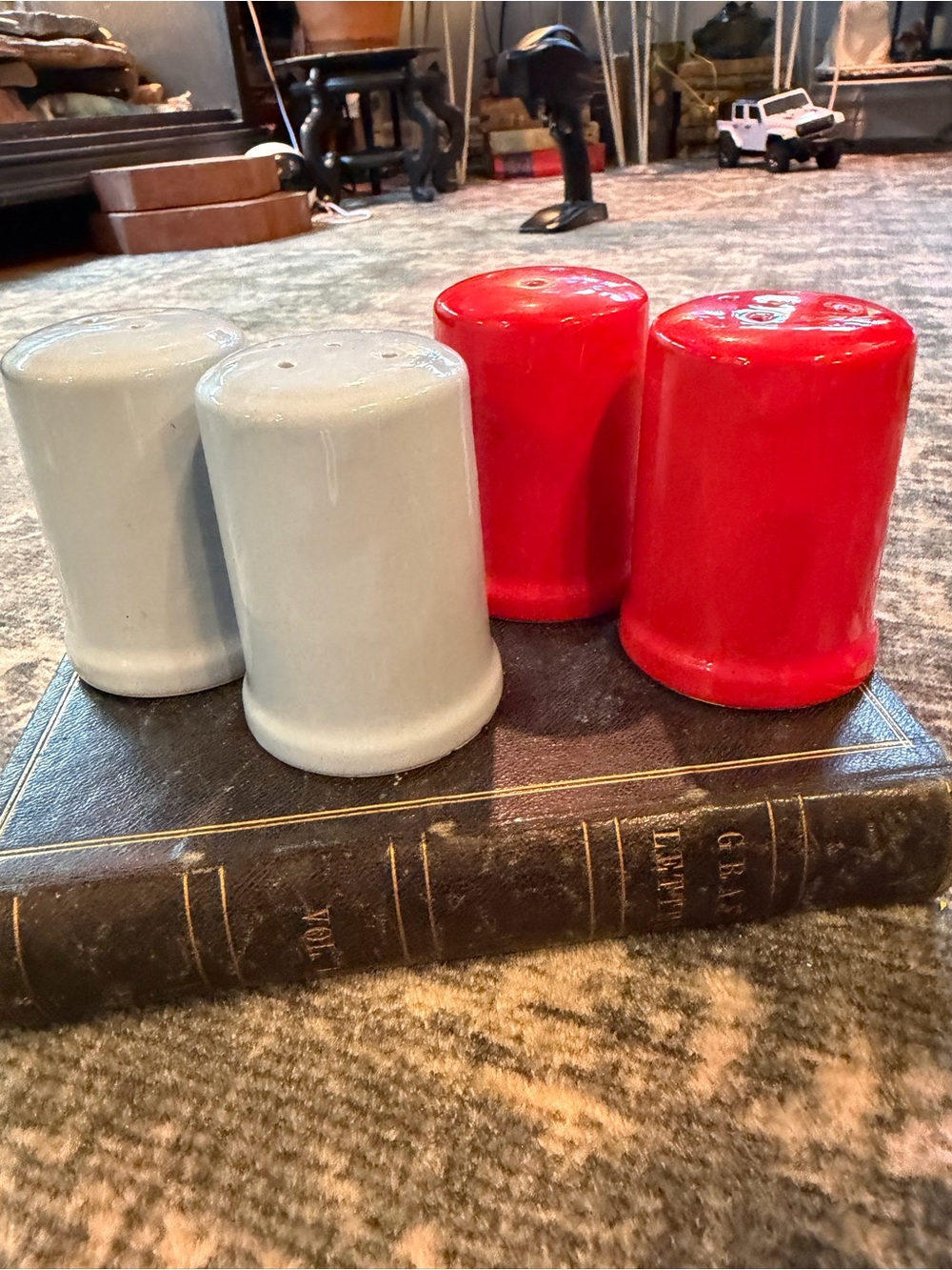 Stoneware Salt and Pepper Shakers - Red and Light blue